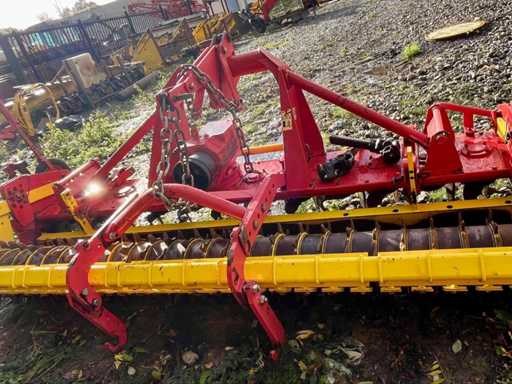 Pottinger Mounted Rotary Harrow Miscellaneous Agricultural
