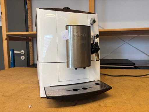 Miele - Espressomachine - CM 5000 LW - Koffie- en espressomachine