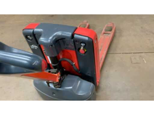 39df6191-0846-4a4d-a5c7-09cde1c34b4c.mp4