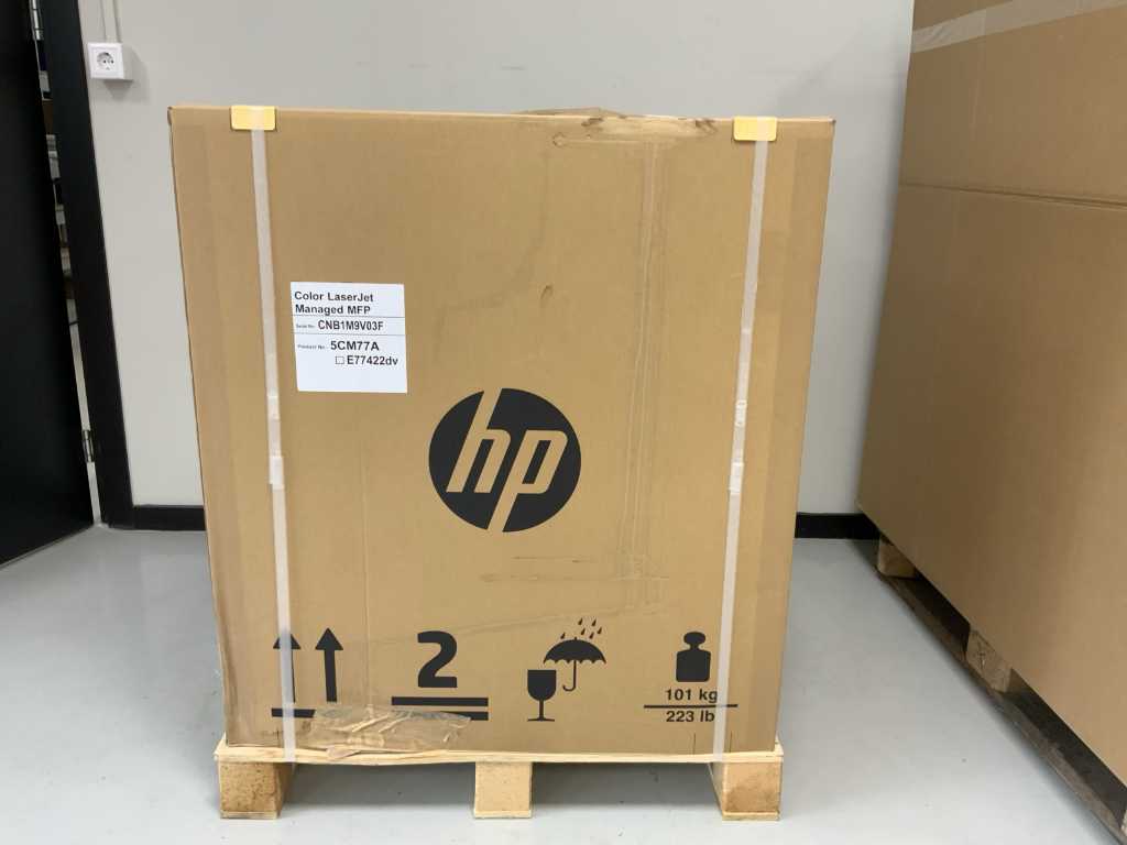 Imprimantă color HP MFP (E77422dv) cu management LaserJet (nouă)