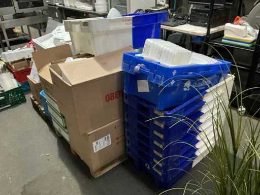 Partia różnych materiałów opakowaniowych