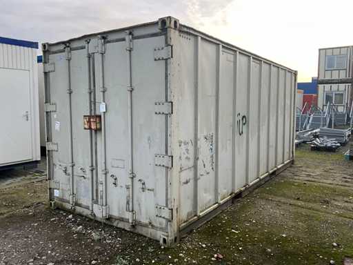 Shipping container