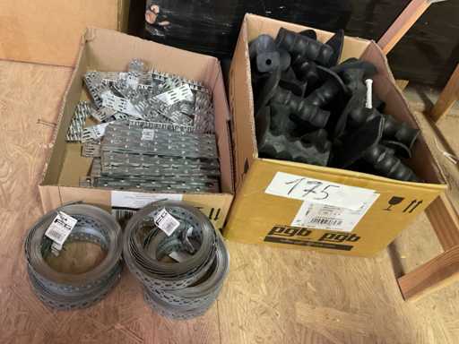 Rollen aus Bandeisen; Holzfugen; Handschützer