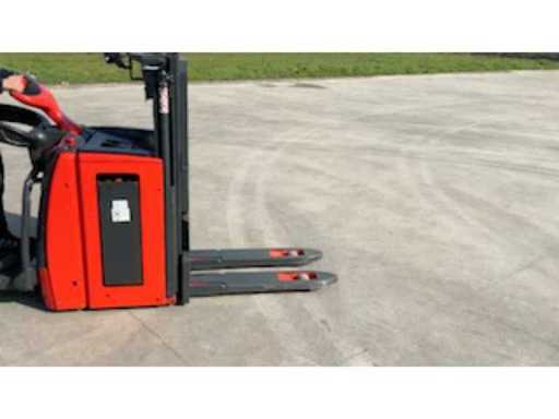 7e46ed64-e06e-4ccc-bb6c-9cb00a2190d1.mp4