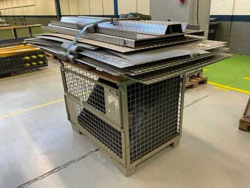 Lot of checker plate