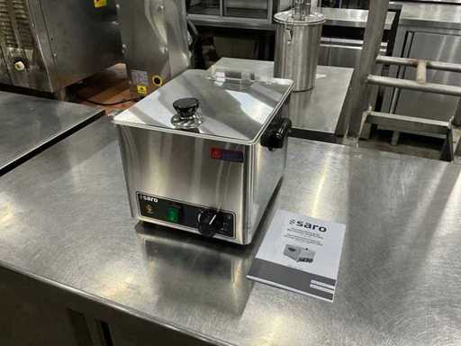 Saro Lyria Worstenwarmer