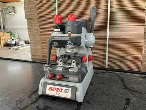 Silca Matrix SLX wrench machine