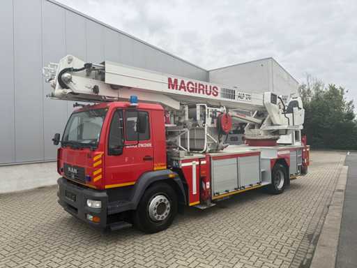 ELEVATOR MAN - 2004 - LE 18.280 4X2 - Camion de pompiers