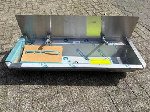 Intersan-Waschbecken (134x51,5x33 cm)