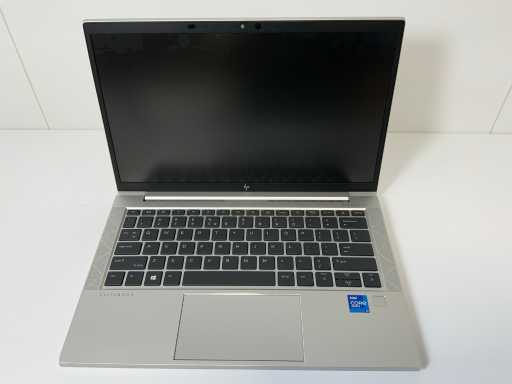 Laptop HP EliteBook 830 G8 13,3", Core™ i7 11. generacji, 16 GB RAM, 512 GB NVMe