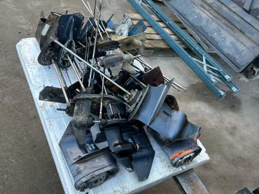 Miscellaneous parts - Tailpieces - Outboard engine parts