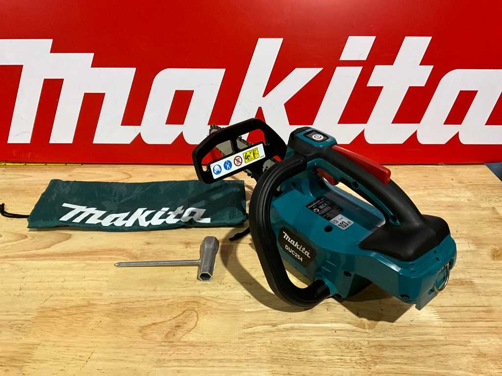 Makita duc254z discount