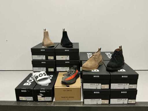 Partij diverse Hugo Boss heren schoenen (17x)