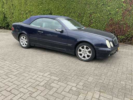 Mercedes-benz - 2001 - CLK Cabrio - RG-681-D