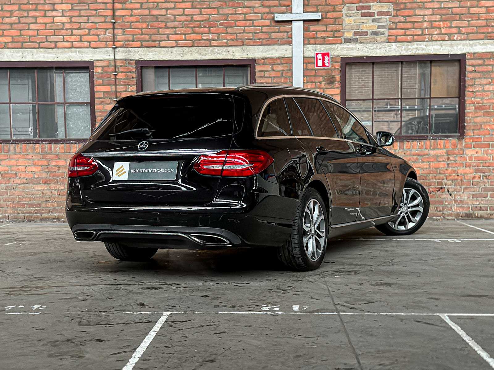 Mercedes-Benz C350e Estate 2.0 Hybrid 211pk 2015 (Origineel-NL) C-Klasse, HB-978-S