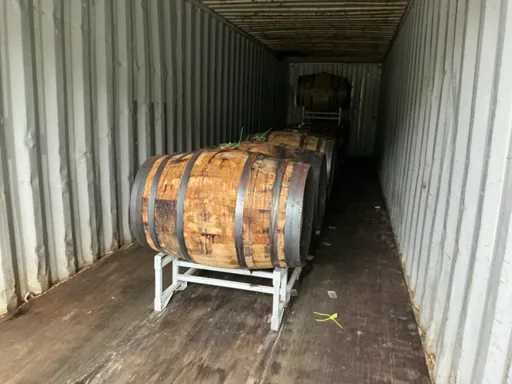 Single Grain Whisky (14 barrels, 2,882 liters, aged 7 years)