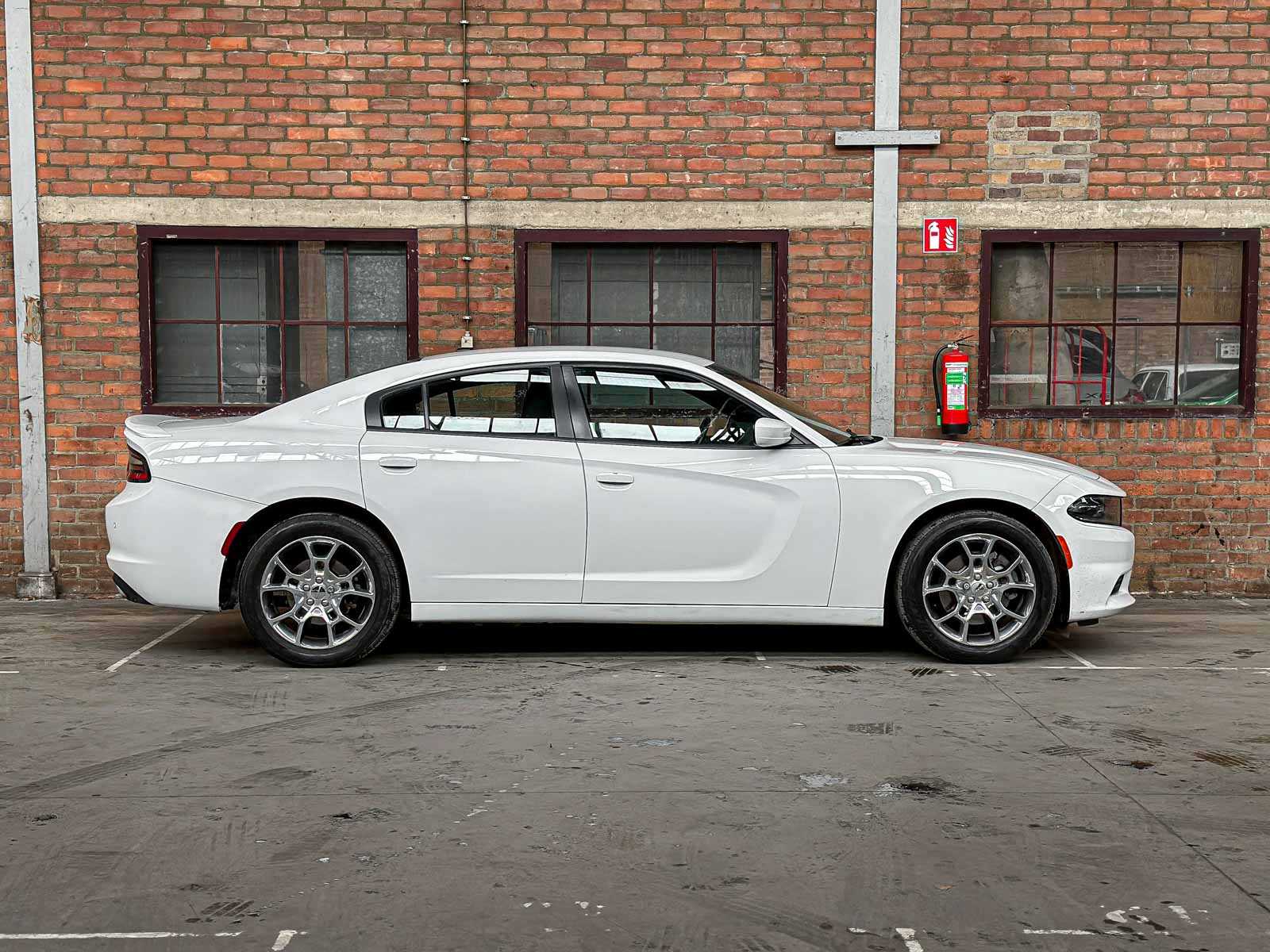 Dodge Charger SE 3.6 V6 292pk 2016