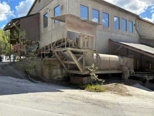 Concrete drum stone line (C)