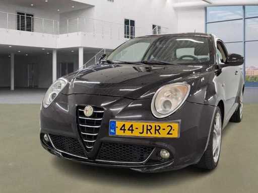 Alfa Romeo MiTo 1.4 T Distinctive; 44-JRR-2