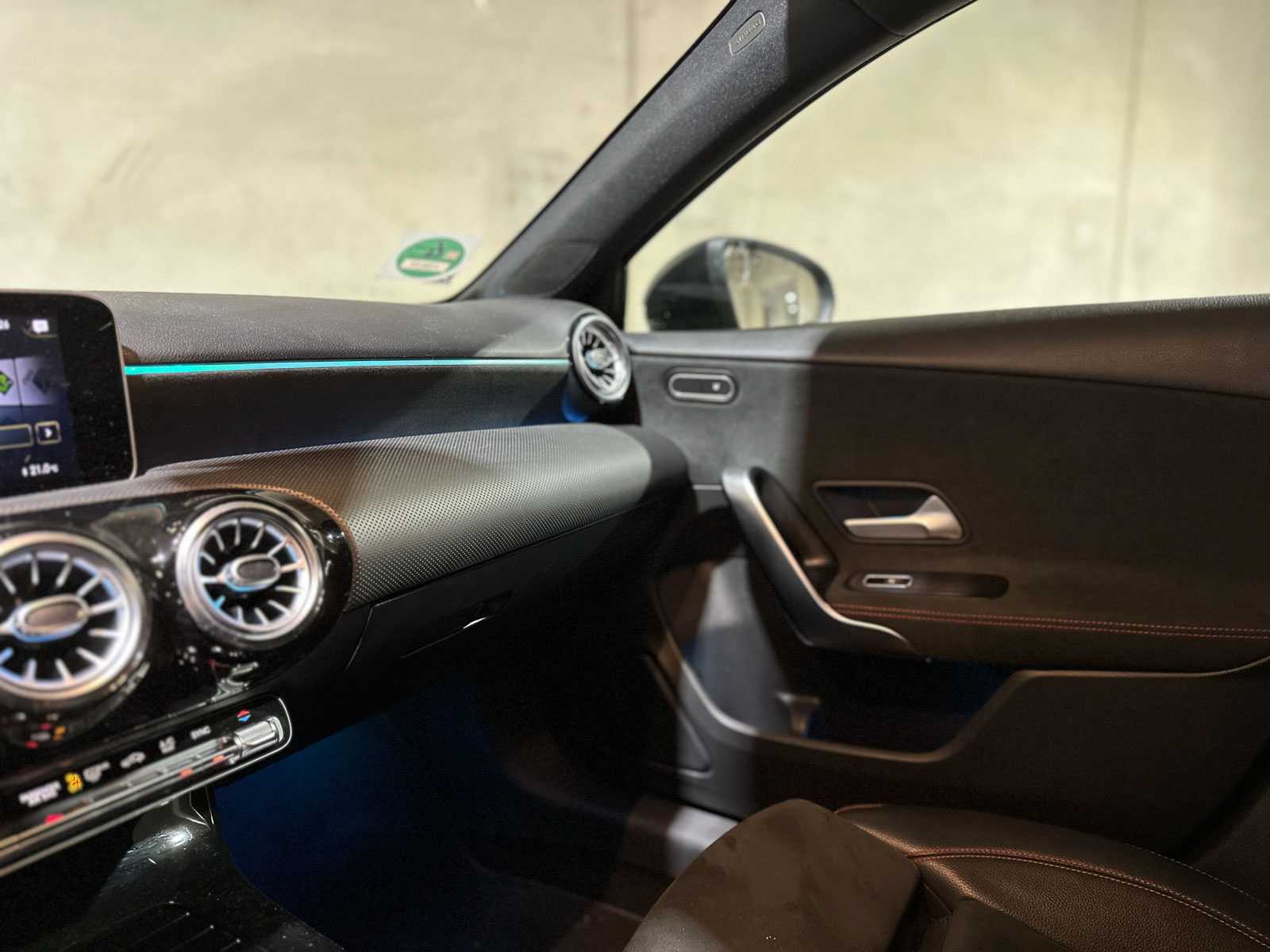 Mercedes-Benz A200 Business Solution AMG A-klasse 163pk 2020 (Origineel-NL), J-049-DZ