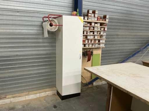 Armadio da officina con cremagliera