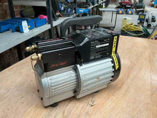 CPS TR21E koudemiddelterugwinningsmachine.