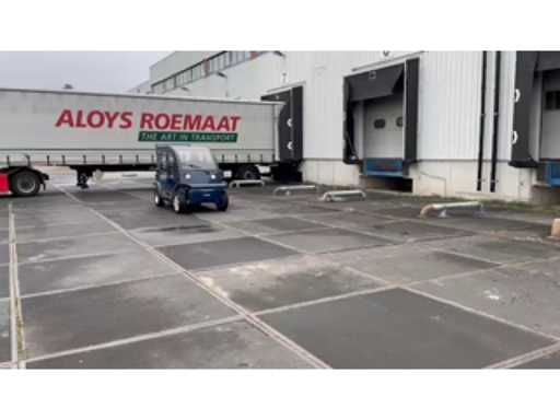 cdb30686-e7e4-427d-98c2-1ce0162f7069.mp4