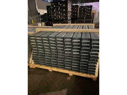 4 tonnes galvanized steel floor panels