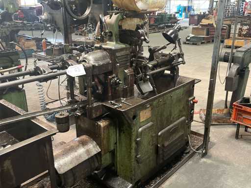 TRAUB Centre Lathe