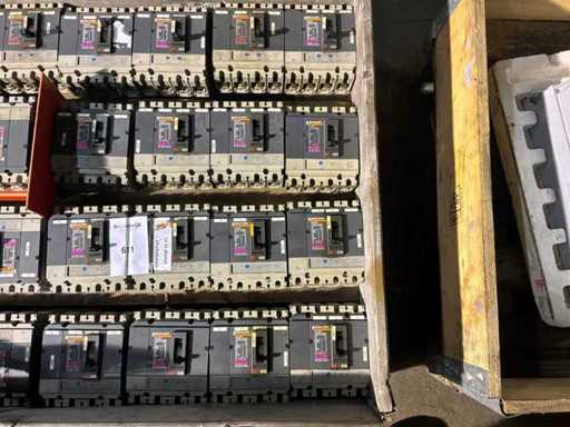 Merlin Gerin Compact Vermogensschakelaar (16x)