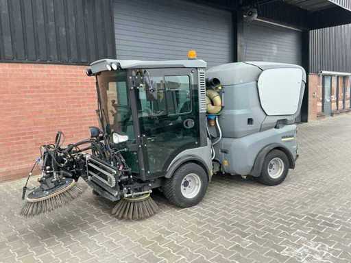 Karcher MC 130 Sweeper, self driven
