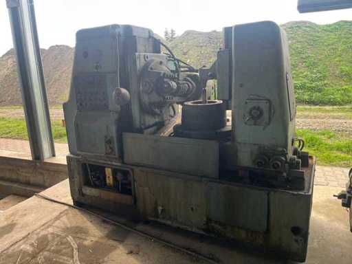 Machine à passer à engrenages