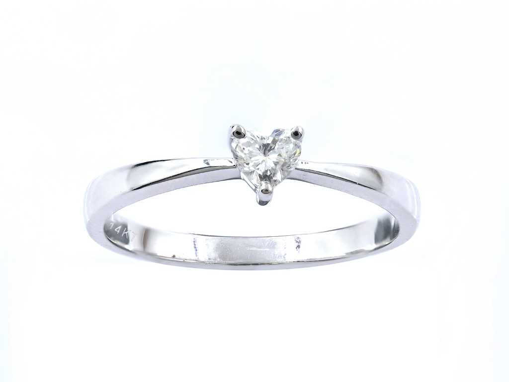 14 KT White Gold Ring With Natural Diamond