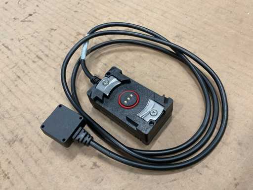 Connector adapter (17x)