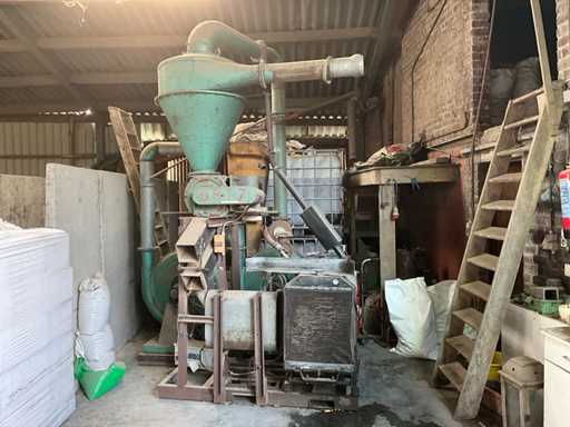 Neuero selbstgebauter Getreidestaubsauger