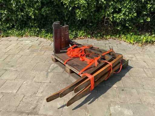 Forklift spoons