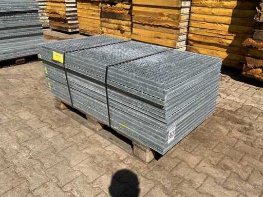Stalen roostervloer 1400x780x30mm (16x)
