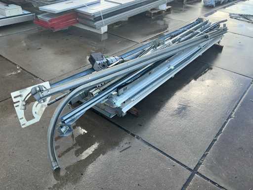 Deckentür (3,05x2,85 m)