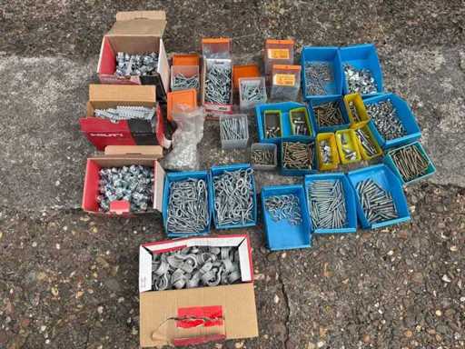 screws and clamps lot - Latch