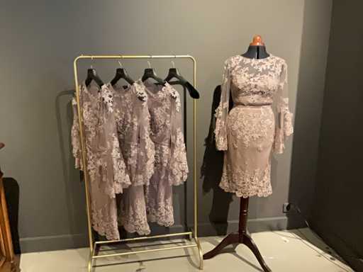 Abito Luxuar Limited 3602 (4x)