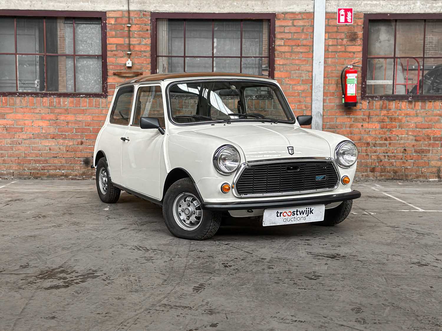 Austin Mini 1000 HLE 41pk 1984 (Origineel-NL), KS-40-RR