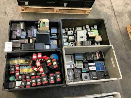 Batch of industrial components