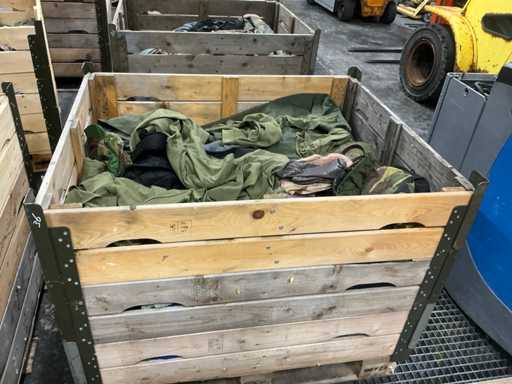 Various NL Army Clothing