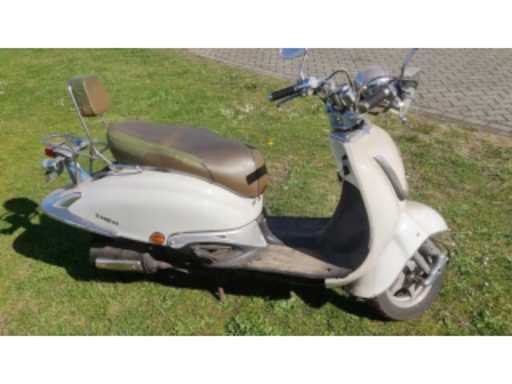 e341c9f5-f681-4fcd-8ce0-02966ee6e127.mp4