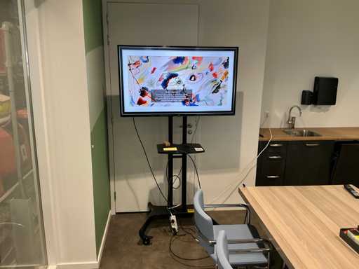 LG 50US662H9ZC 50-calowy telewizor na stojaku