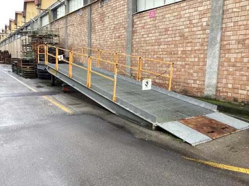 EUROLIFT Loading ramp
