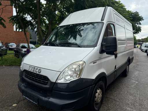 Iveco Daily 35S17 3.0D 2012