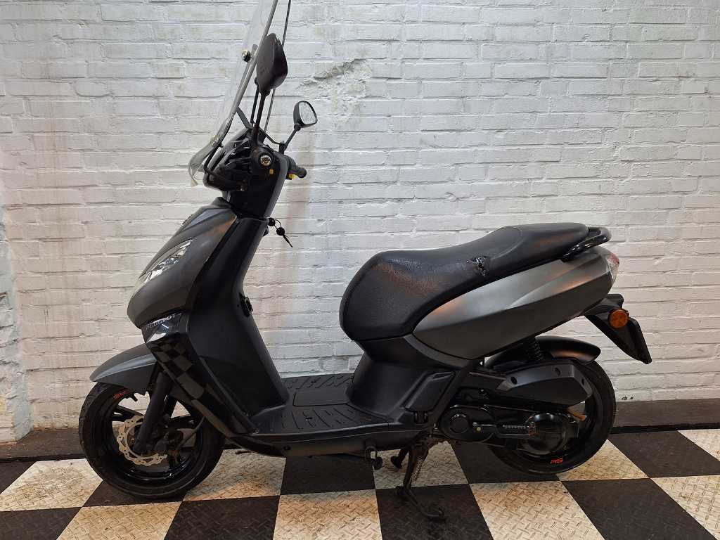 Peugeot Kisbee 25 km Moped 4Takt