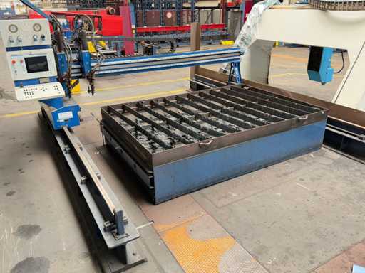 Messer Griesheim - Cortina M-4000 - Machine de découpe à flammes à portail