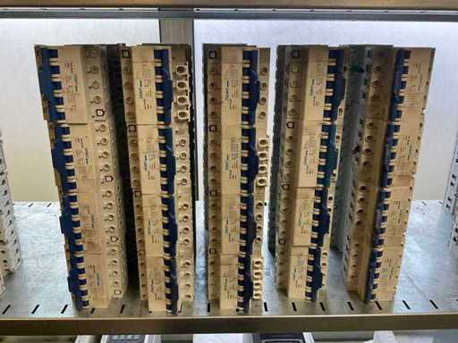CHINT NH1S-63 63A Residual Current Circuit Breaker (48x)